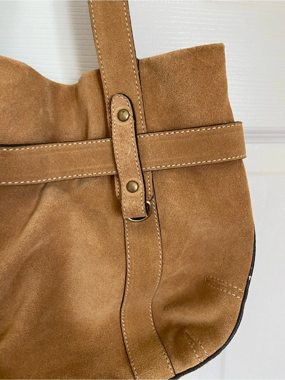 Arbo Suede Tan Shoulder Bag with Gold Hardware